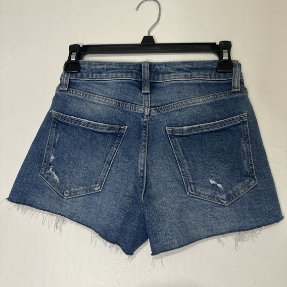 Arizona Jean High-Rise Distressed Frayed‎ Edges 2.5" Inseam Size 0 NWT - Picture 2 of 2